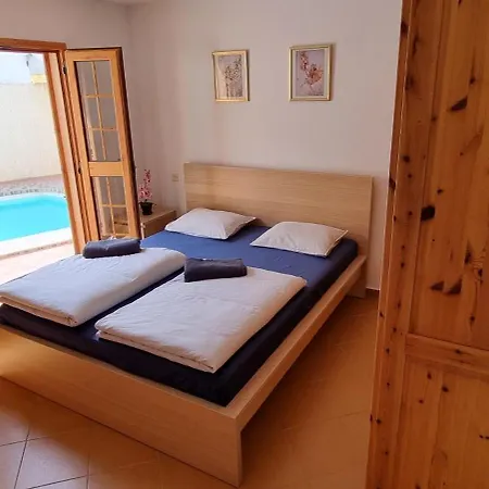 Villa Private House Tauro 10 - Simunek *